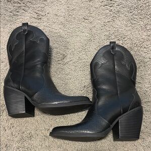 Mix no. 6 Cowgirl Black Women's Boots Brycen Snakeskin size 7